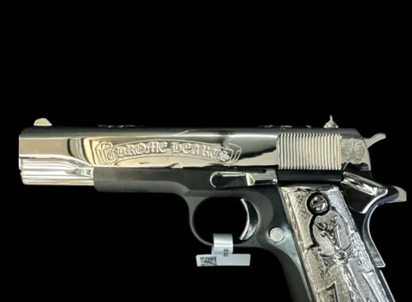 Colt 1911 Government 38 Super Chrome Hearts - Image 4